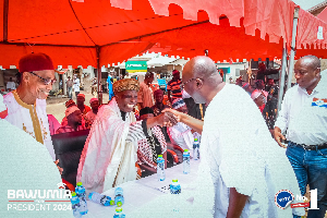 Some Amenfi Zongo leaders interacting with Bawumia