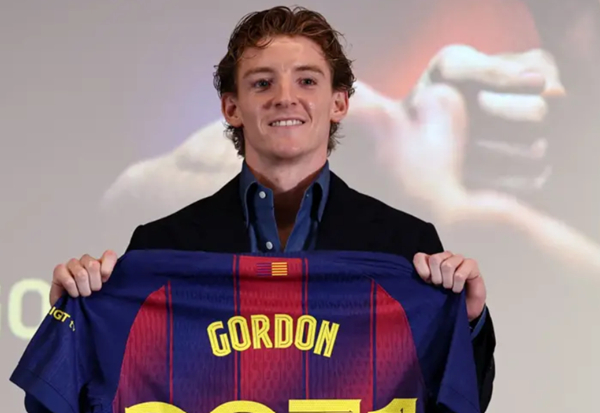 Anthony Gordon says he always wanted to play for Barcelona