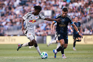 Ghanaian winger Mohammed Sofo controlling the ball Ghanaian winger Mohammed Sofo controlling the ball