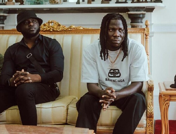 Stonebwoy (right) and his road manager