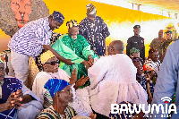 Bawumia greeting the Yagbonwura