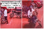 CCTV captures suspected thieves stealing parked motorcycle at China Mall
