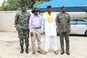 The CDS with the ex-servicemen during his visit