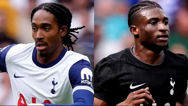 Djed Spence (L) and Kudus Mohammed (R) are teammates at Tottenham Hotspur