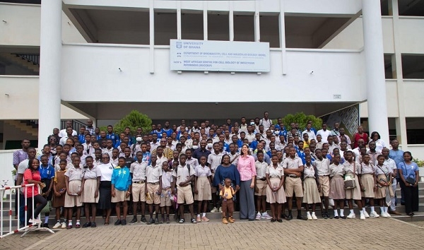 A group picture of the participants and speakers of the workshop