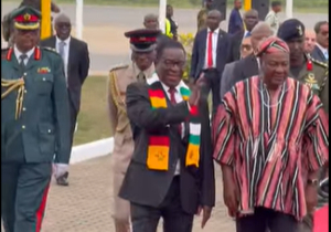 President Mahama welcomed President Emmerson Mnangagwa at the airport