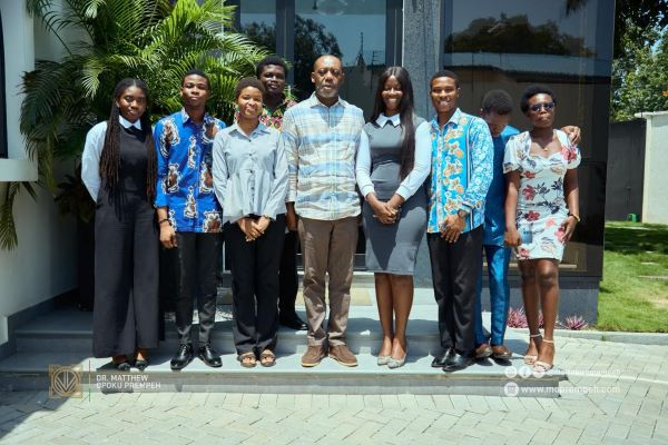 Dr Opoku Prempeh with some University of Ghana students