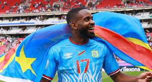 Striker Cédric Bakambu.png