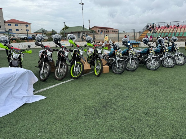 The MP also awarded prizes such as motorbikes to hardworking executives