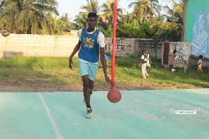 Ephraim Zinser Mac-Saawa is a basketball player