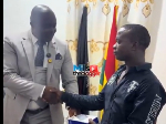 Loading boy returns €3,000, GH¢1,000 lost in vehicle to owner