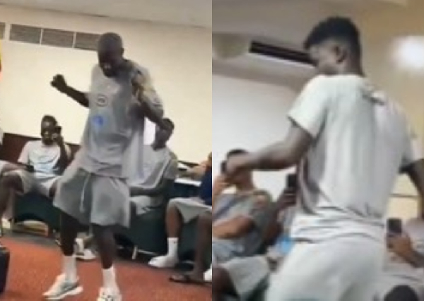 Kwasi Sibo (L) and Prince Owusu (R) entertaining the Black Stars squad