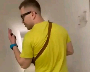 Photo of the pick-up artist