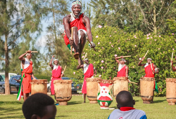 Ritual dance of the royal drum/Photo credit: Wikipedia