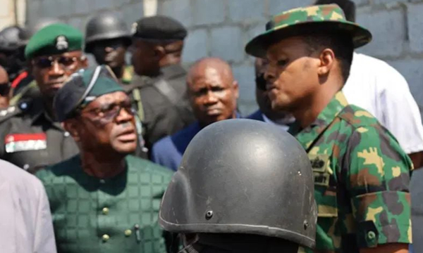 An altercation has ensued between the FCT Minister, Nyesom Wike and a military officer