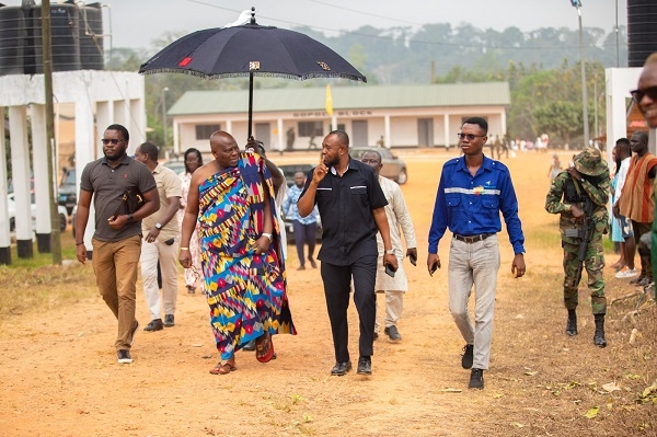 Nana Osae Nyampong VI with Brigadier General Anthony Ntem