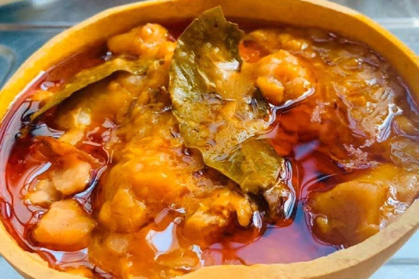 A bowl of Ghanaian mpotompoto