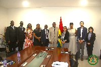 The Minister of Labour in a pose with the JICA delegation