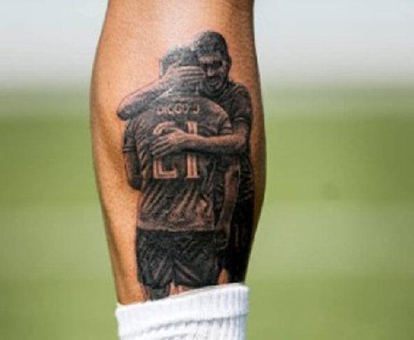 The late Diogo Jota's tattoo on Ruben Neves' leg