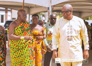 Otumfuo with John Mahama