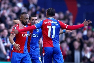 Jordan Ayew celebrating his goal