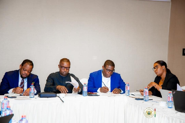 Energy Minister in a meeting with stakeholders