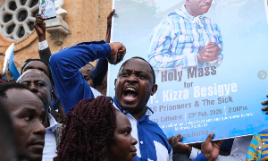 Supporters of detained Kizza Besigye gather for a prayer to pressauthorities to free him