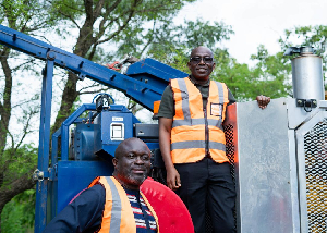 GNPC CEO, Kwame Ntow Amoah (R) and GNPC Explorco MD, Sam Opoku‑Arthur (L)