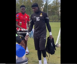 Thomas Partey (in red) with Lawrence Ati-Zigi