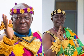 Dormaahene Oseadeyo Agyeman Badu II (right) and  Asantehene Otumfuo Osei Tutu II