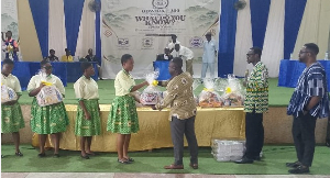 Akuapeman students receive gifts