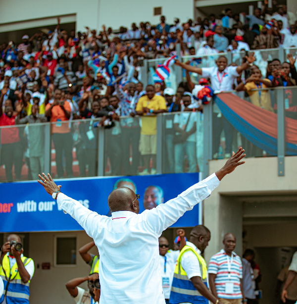 Dr Mahamudu Bawumia receiving massive applause from delegates at their July 19 conference