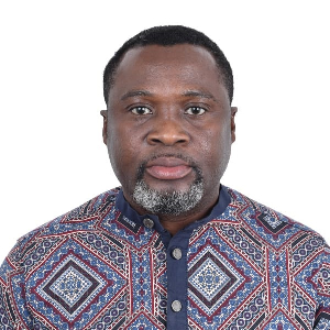 Financial and Investment Analyst and Senior Research Fellow at FDAG, Dr. Philip Takyi (DBA)