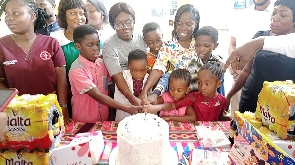 Cutting the cake at KATH