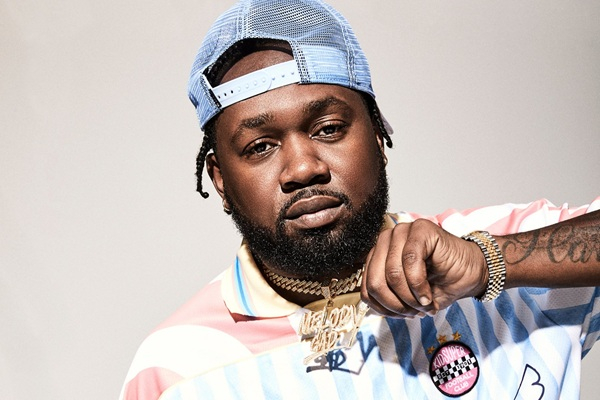 Kranium explains why he threw Caribbean Music Award plaque in a trash