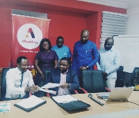 Executives of mediaReachOMD and DPP Outdoor during the signing