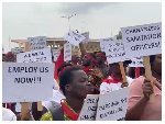 Environmental health officers protest years of unemployment, recognition