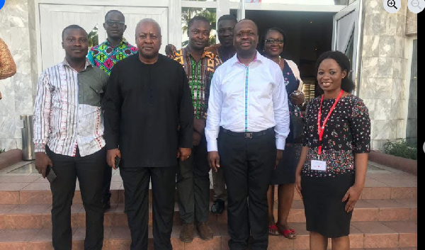 Dr Amoakohene (L), President Mahama (Middle) and Dr Omane Boamah (R)