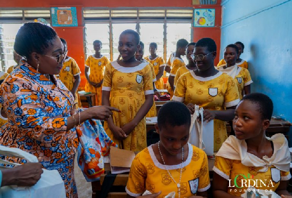 First Lady Lordina Mahama enganged some of the students on their studies