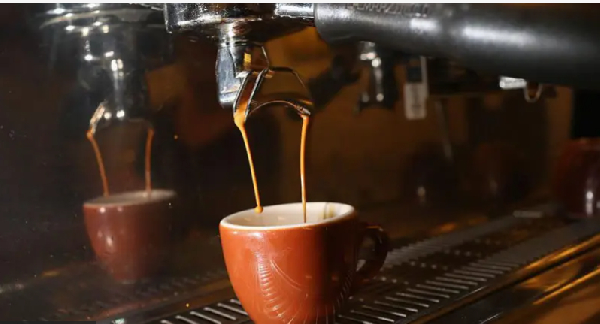 More dan 1000 chemical compounds dey inside coffee