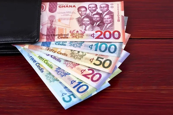 Cedi still selling at GH¢10.85 to $1