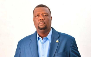 DVLA CEO, Julius Neequaye Kotey