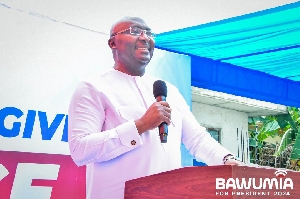 Mahamudu Bawumia addressing a campaign gathering