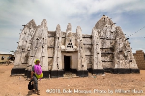 The Mud Mosque in Bole before the collapse