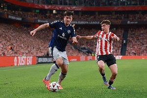 Harry Maguire(L) getting past Vivian Daniel (R)