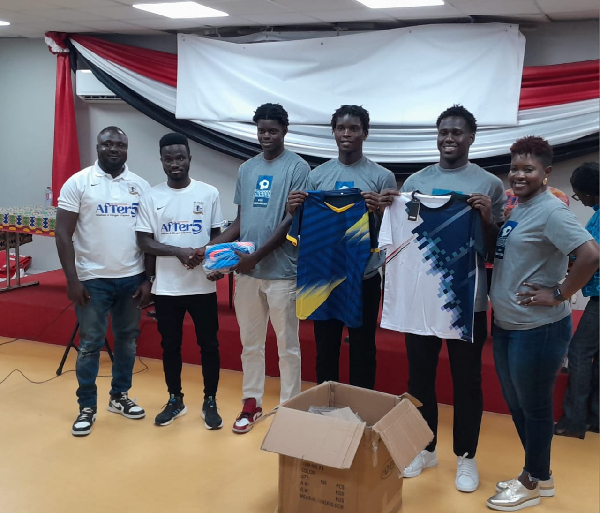 Ten female and male clubs benefited from the gesture