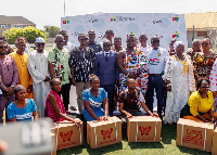 Alhaji Seidu Agongo in the middle