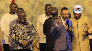 Owusu Bempah prays for Akufo-Addo during a visit to his church