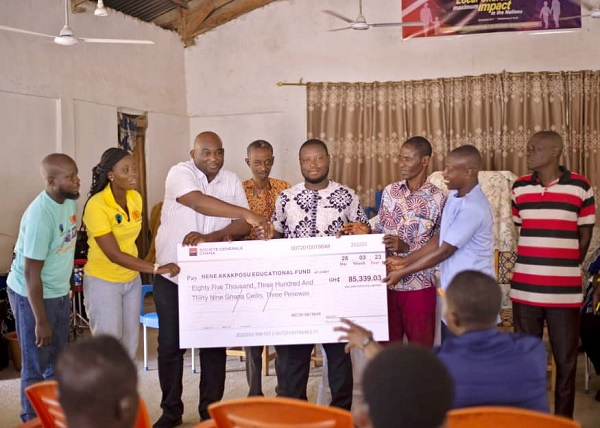 A cheque presented to the Nene Akakposu  Educational fund