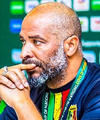 Mali coach Eric Chelle